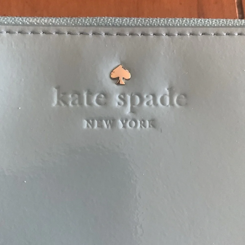Kate Spade NY Patent Leather Blue Green Seafoam Wristlet Zip Pouch Wallet EUC